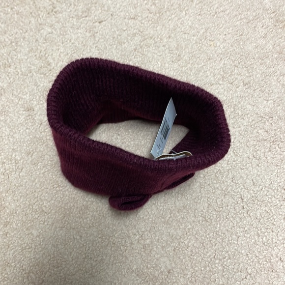 Never been worn Kate Spade Bow turtle neck warmer - Picture 2 of 3